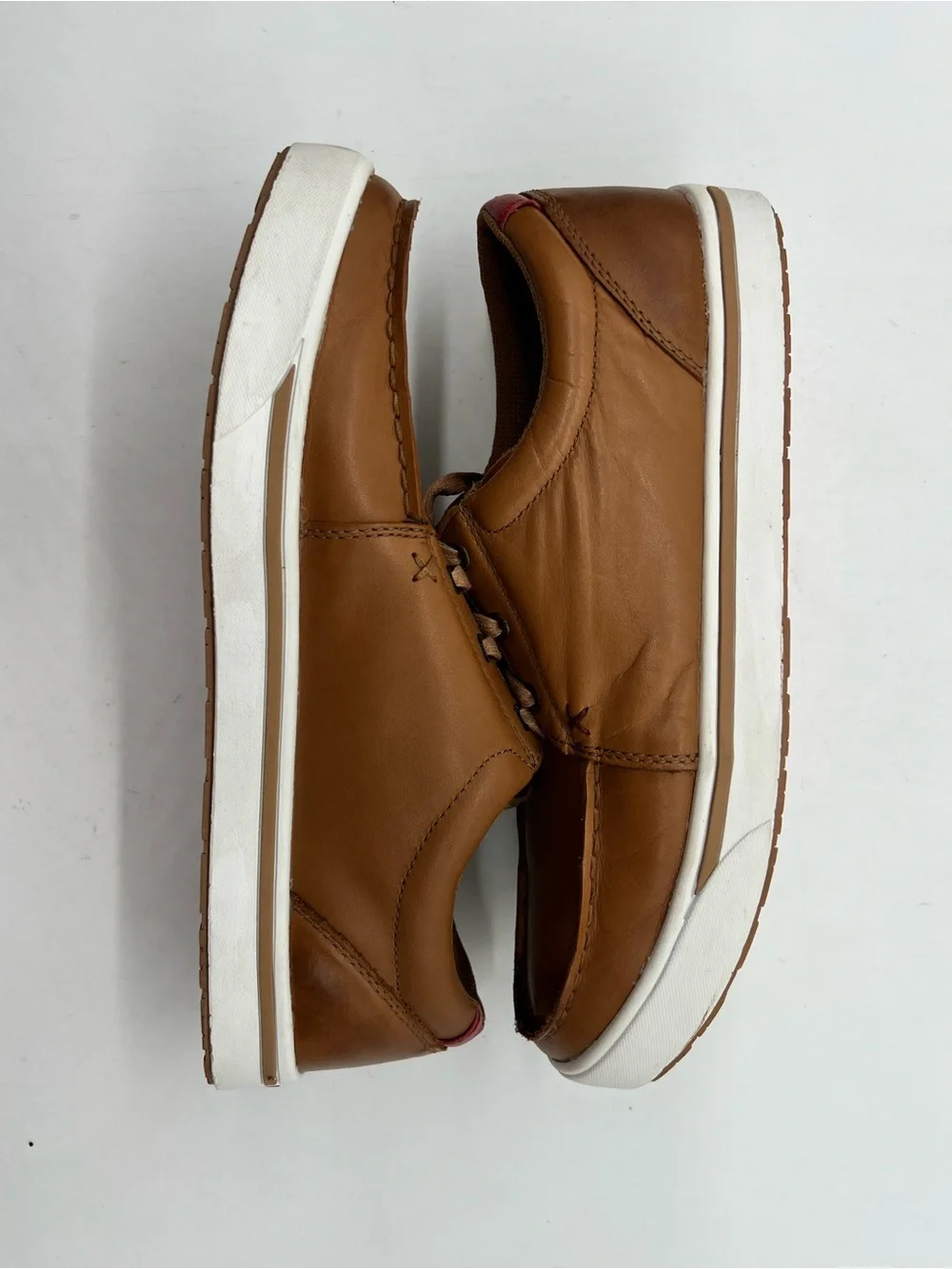 Twisted X Kicks Shoes Men’s 12.5M Brown Leather Moc Toe Casual Sneakers Shoes.